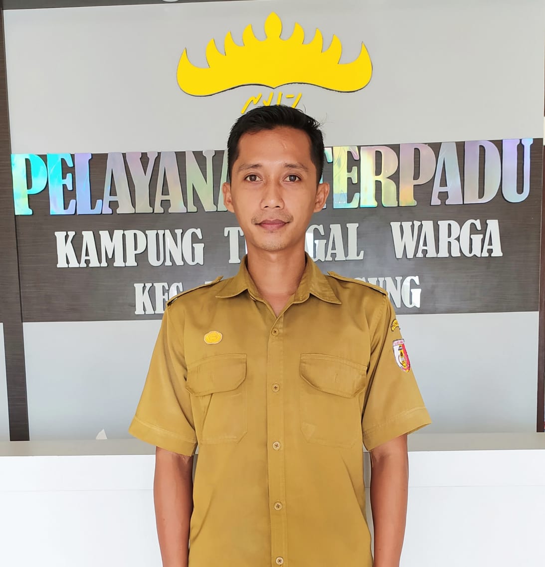 ARI NOVIYANTO